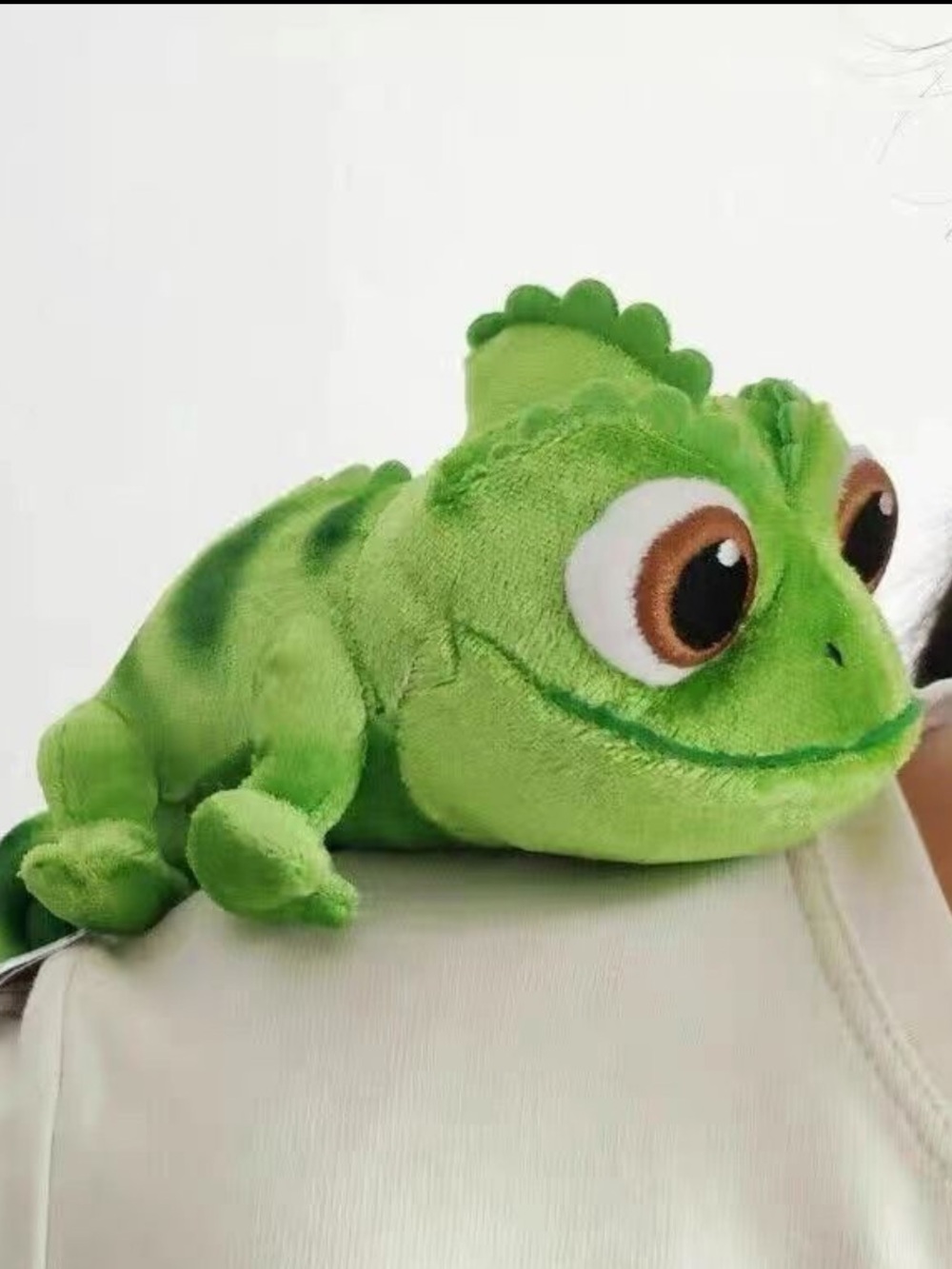 Green Plush Reptile Shoulder Pal - Soft Chameleon Plush Toy